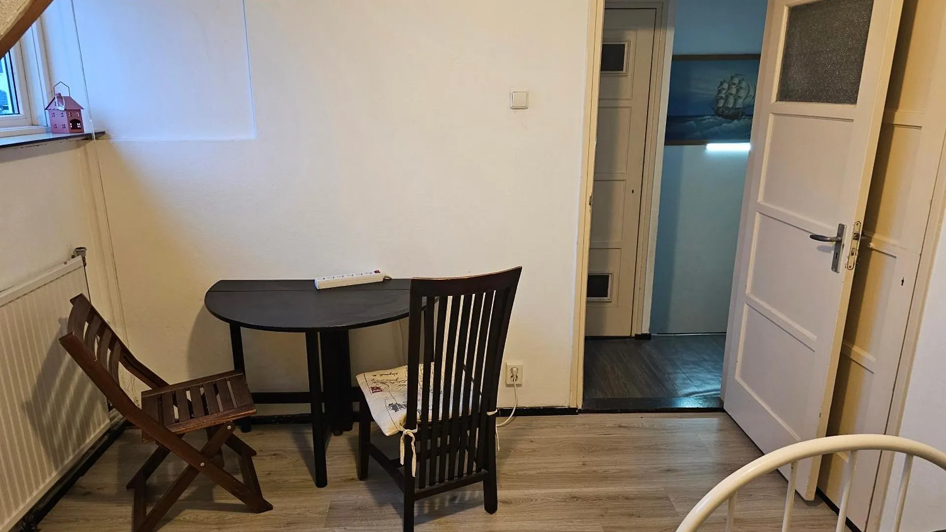 Single Bed In Quiet Area Hotel Eindhoven